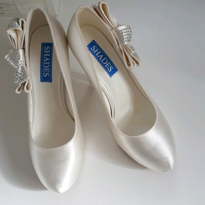 statement bridal shoes