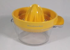 KitchenAid Citrus Hand Juicer & clear cup stand 18oz BPA free buttercup