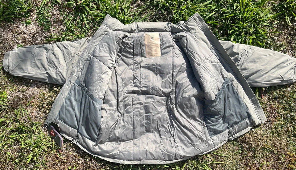 Chaqueta Parka Primaloft Ejército de Estados Unidos Clima Frío PCU ECWCS Gen III Nivel 7 Todas las Tallas Foto 2 de 4