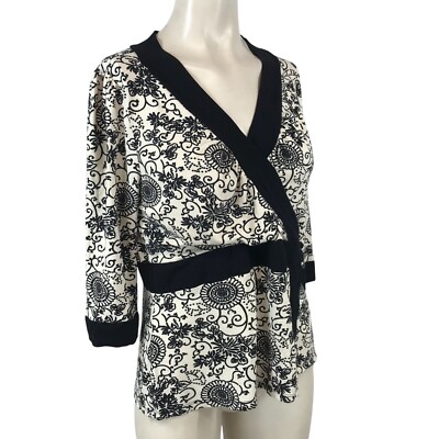 BRAVISSIMO - WOMEN'S M/L - BLACK / WHITE 3/4 SLEEVE V NECK WRAP CROSS OVER TOP