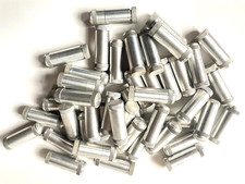 45 alte stabile Benzinfeuerzeuge Aluminium mit Docht u Watte ohne Reibradeinsatz