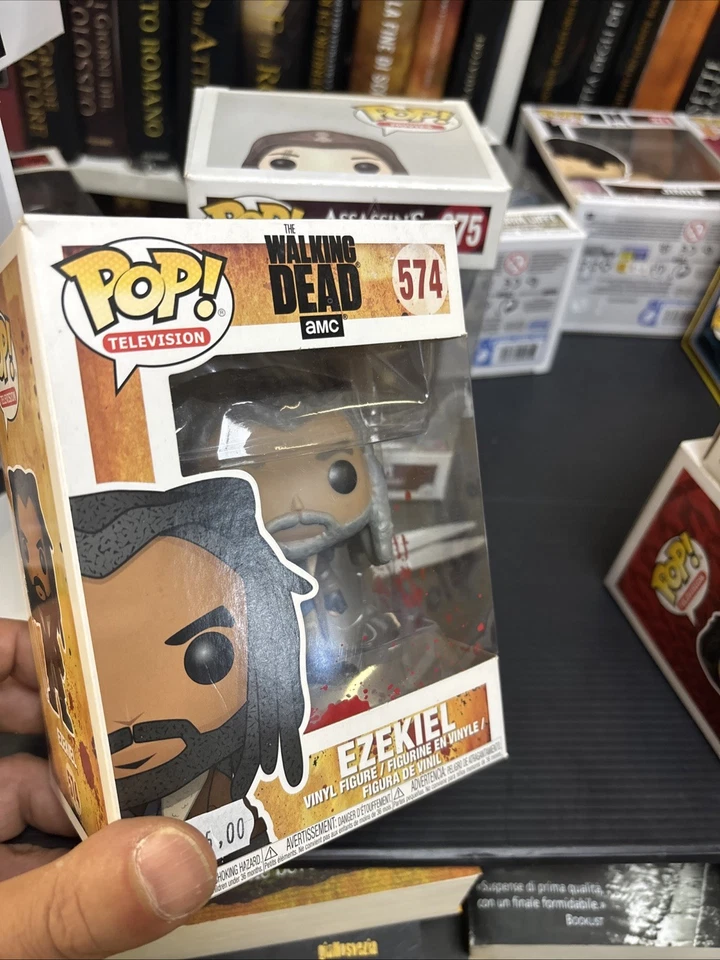 FUNKO POP! TELEVISION 574 - The Walking Dead - Ezekiel - Immagine 2 di 2