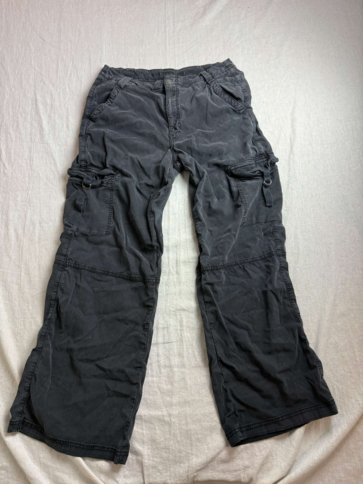 American Eagle Black Cargo Pants Womens 12 Baggy Wide Leg Stretch Gorpcore Y2K