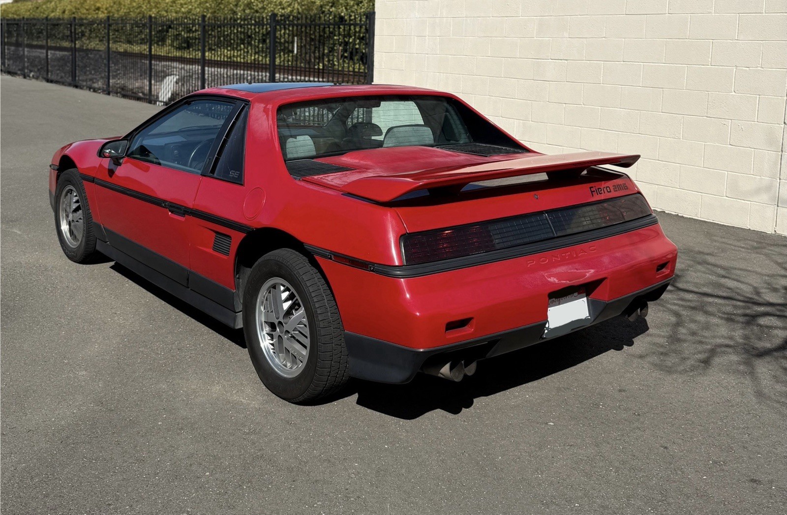 1986 Pontiac Fiero for sale in Newark California