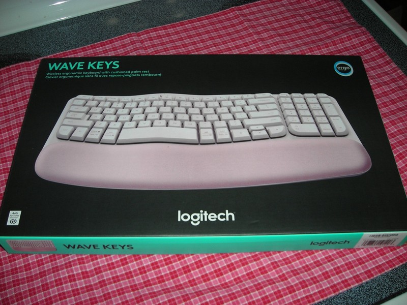 Logitech Wave Keys - new with box - wireless ergonomic keyboard