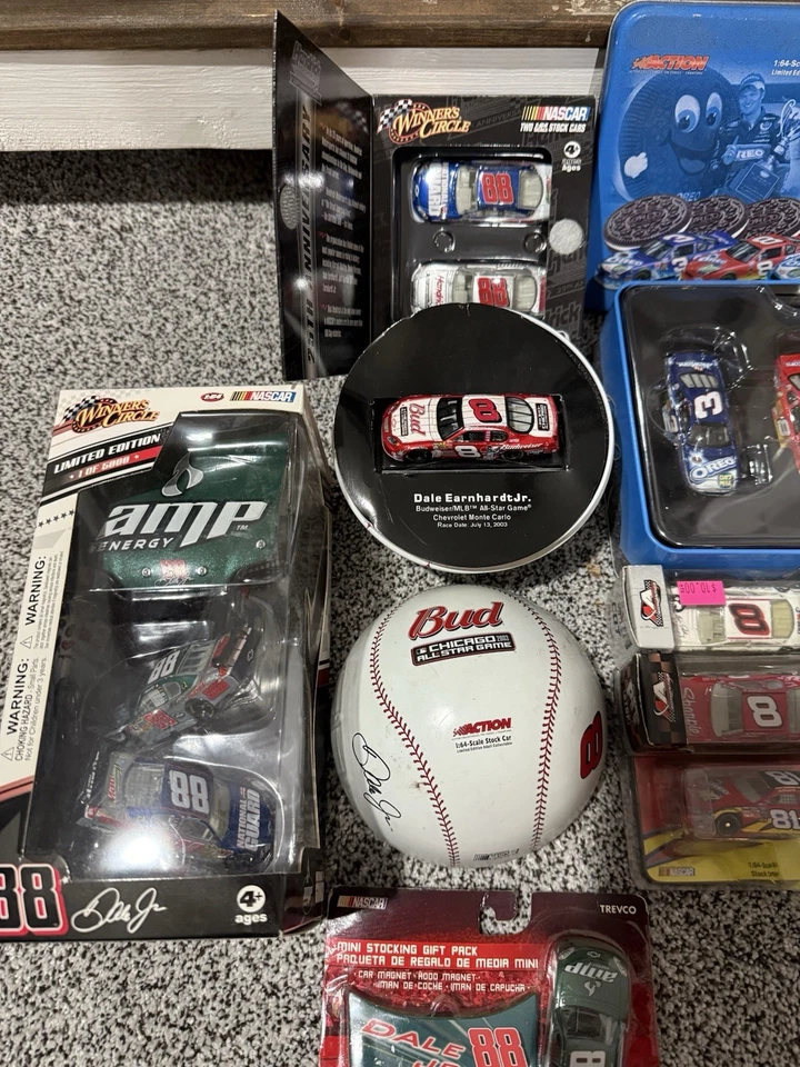 1/64 Dale Earnhardt Jr lot Oreo Budweiser DEI Hendrick Motorsports - Image 2 of 4