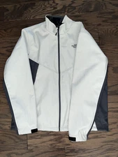 The North Face Men's Chromium Jacket  Gray XL  C848