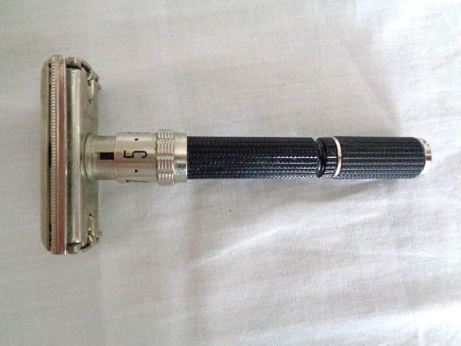Foto 2 di 17