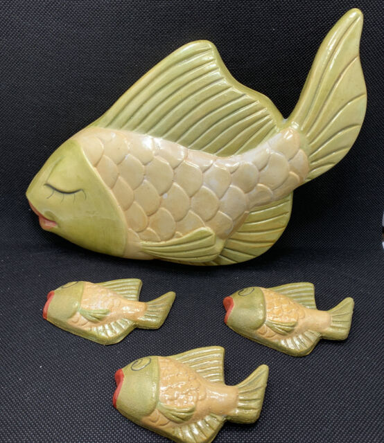 Mid Century 4 Piece Set Of Chalkware Fish