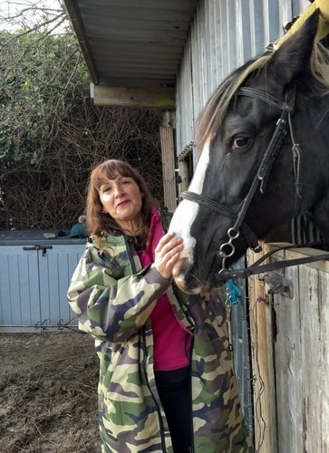 New Camo/green/black. Premium Change Robes. Jalapeno Stay dry. Equestrian Style. - Picture 21 of 51