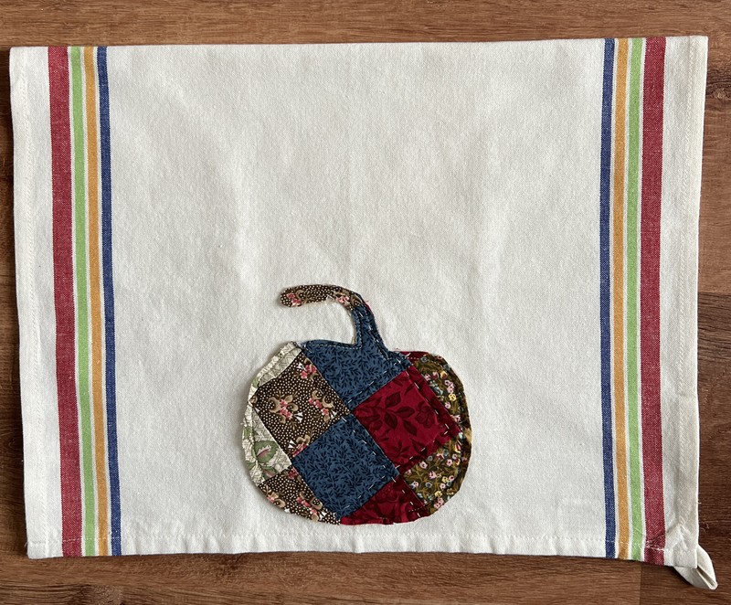 Farmhouse Autumn  Quilted Appliqué Tea Towel. Dish Towel Quilt From Quilt