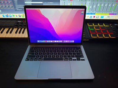Apple 13 inch MacBook Pro 2020 Space Gray/Apple M1 3.2 GHz, 256 GB 8 GB 8-Core