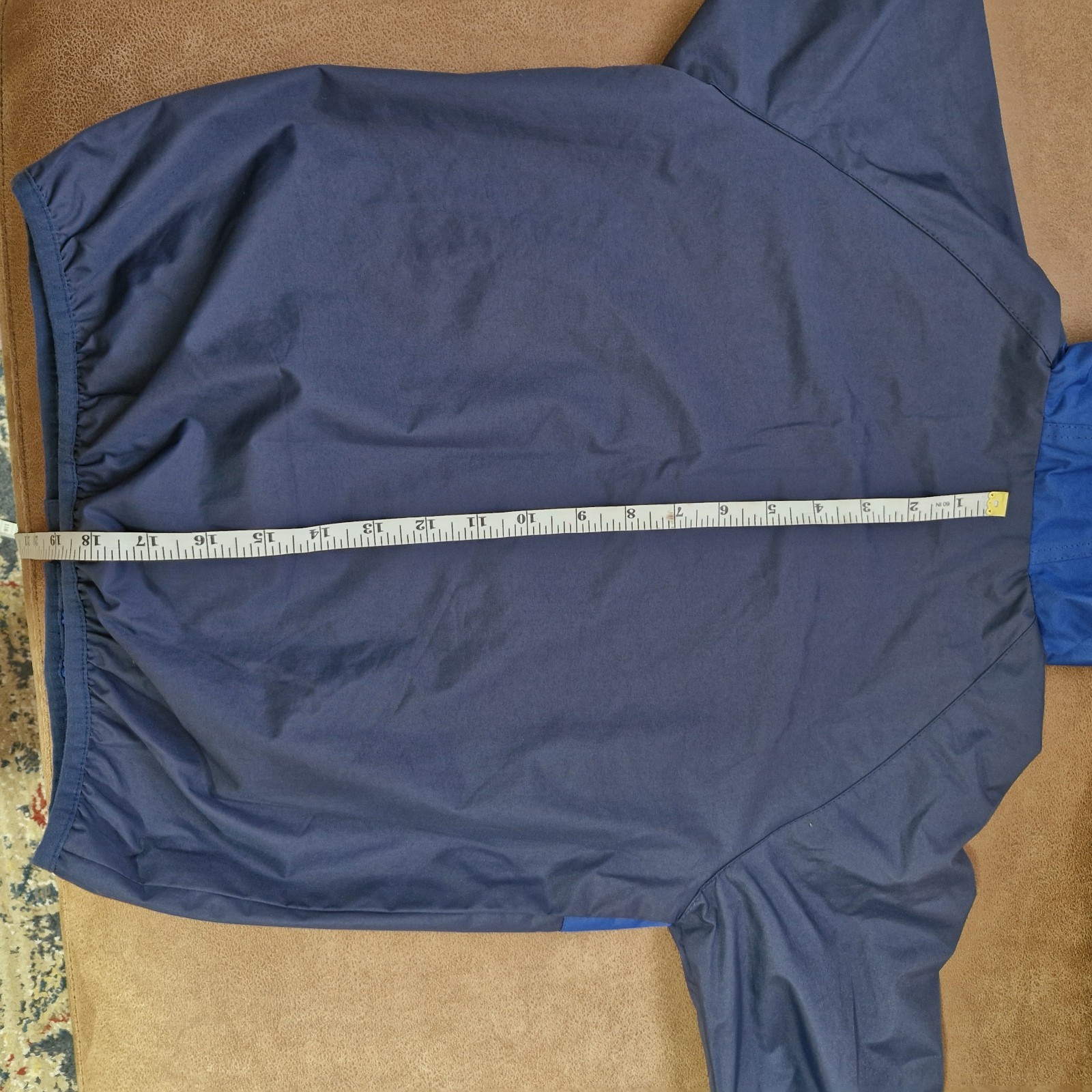 Tottenham Hotspur Spurs Rain Jacket Kids Size 8/9 Blue Official Merchandise image 8