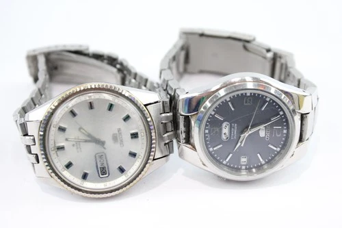 Vintage Seiko 5 Mechanical Watches Working x 2