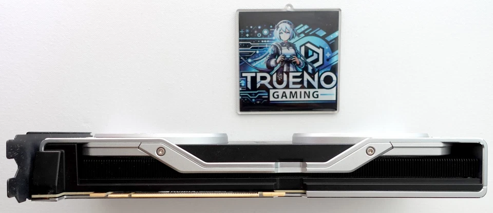 NVIDIA GeForce RTX 2080 8GB Founders Edition Graphics Card - 900-1G180-2500-000 - Image 3 of 4