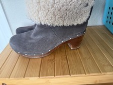 UGG Australia Lynnea Brown Leather Shearling Lining Wood Clog Boots Sz 7
