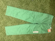 NWT DOCKERS Straight Fit D2 Off The Clock Khaki 30  x 32 Green