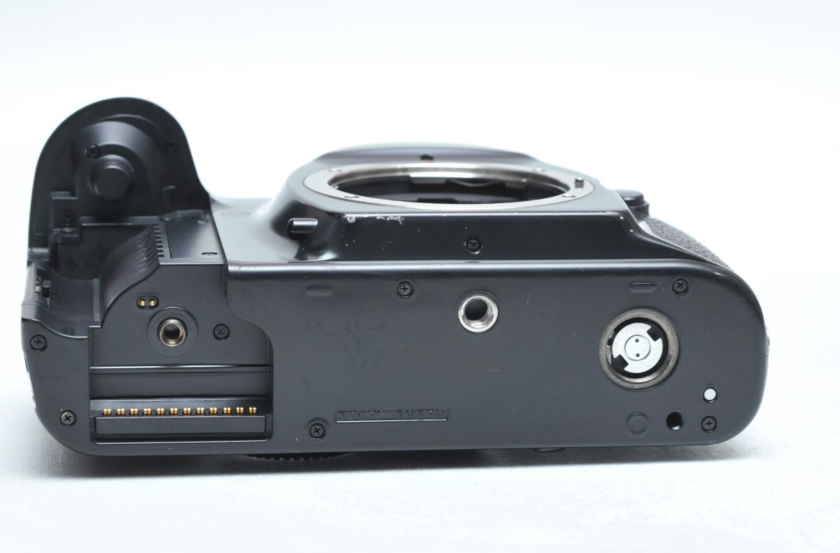 Canon EOS-1 Film Camera Body Only *For Parts/Repair* AS IS 115449
