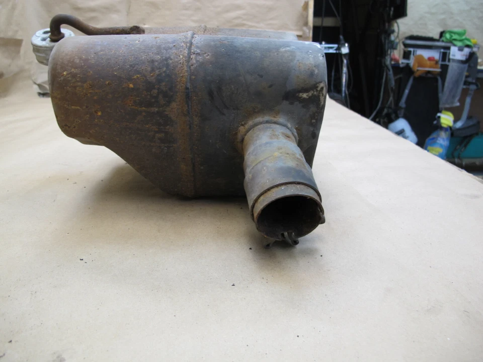🥇11-12 SILENCIADOR ESCAPE TRASERO DERECHO FISKER KARMA OEM Foto 4 de 4