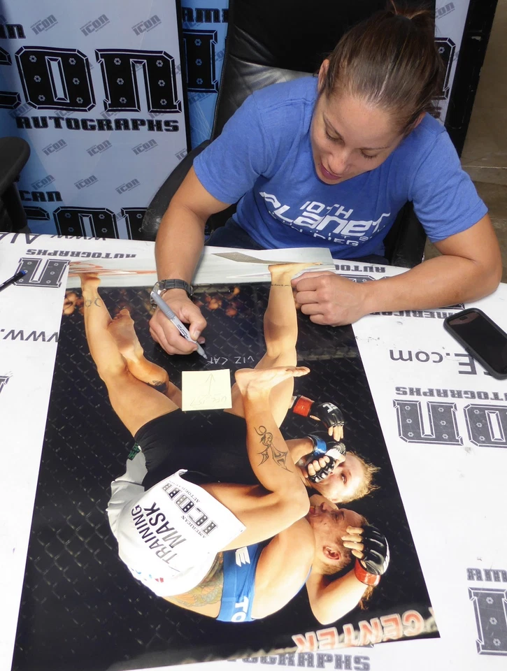 Liz Carmouche Signed 20x30 Photo PSA/DNA COA UFC 157 Ronda Rousey Picture Auto'd - Image 3 of 4