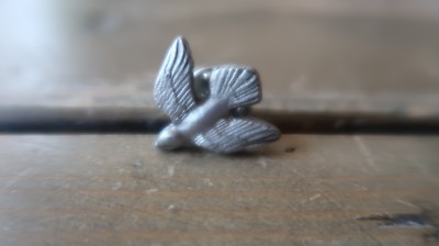 Vintage 1995 GAP p870 Bird Pewter Pin 2.2cm x 2cm