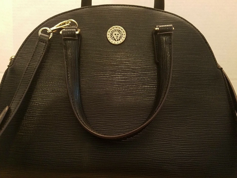 BOLSO DE MANO ANNE KLEIN NEGRO DORADO RIBETE GRANDE BOLSO FORRO FLORAL MÚLTIPLES BOLSILLOS Foto 2 de 4