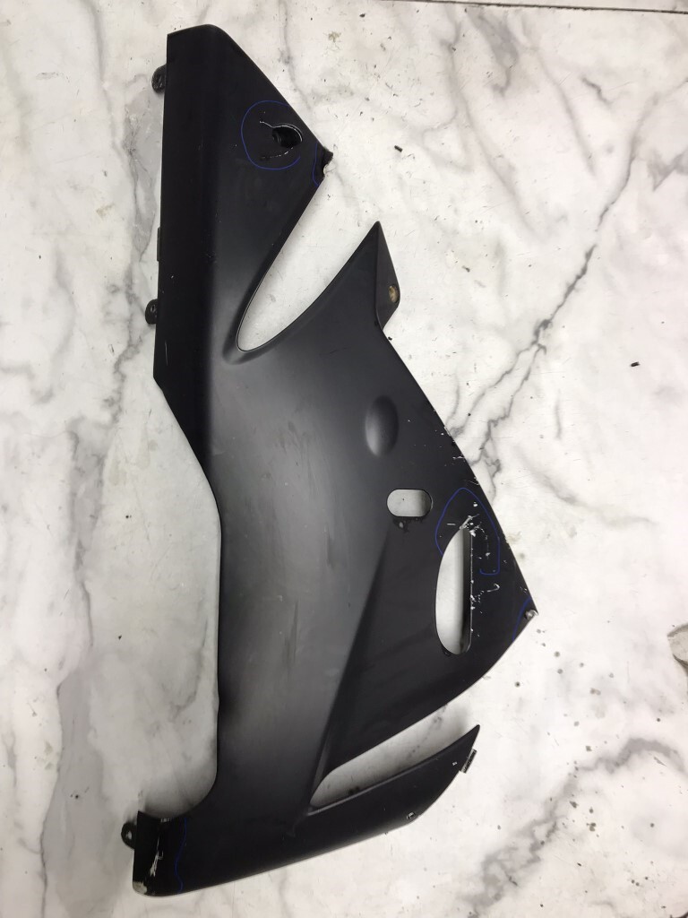 yon10枚 04 Kawasaki ZX10 R 1000 ZX1000 Ninja Right Lower Bottom Side Cover