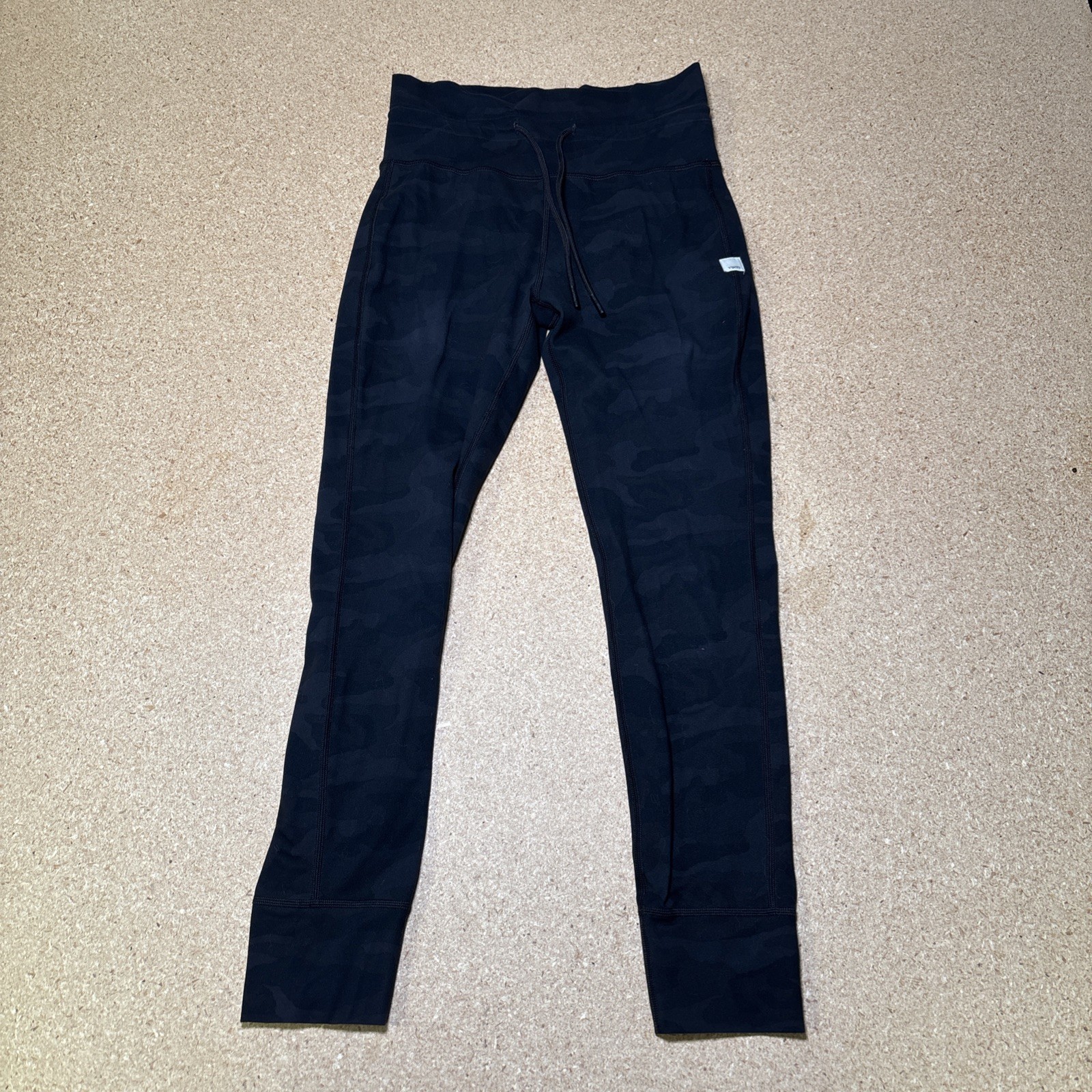 Vuori Womens XS/S Black Camo Joggers with Drawstring G2