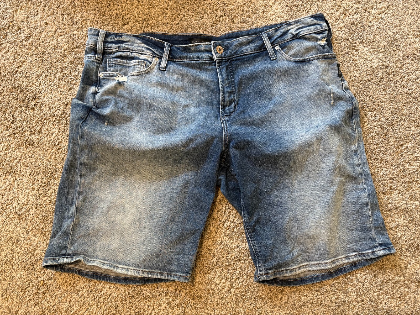 Silver Jeans Elyse Bermuda Shorts Plus Size 18 L 10 - Excellent