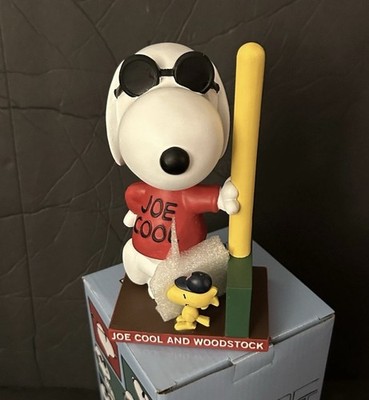 SNOOPY & WOODSTOCK Red Sox x Peanuts JOE COOL Bobblehead (Fenway