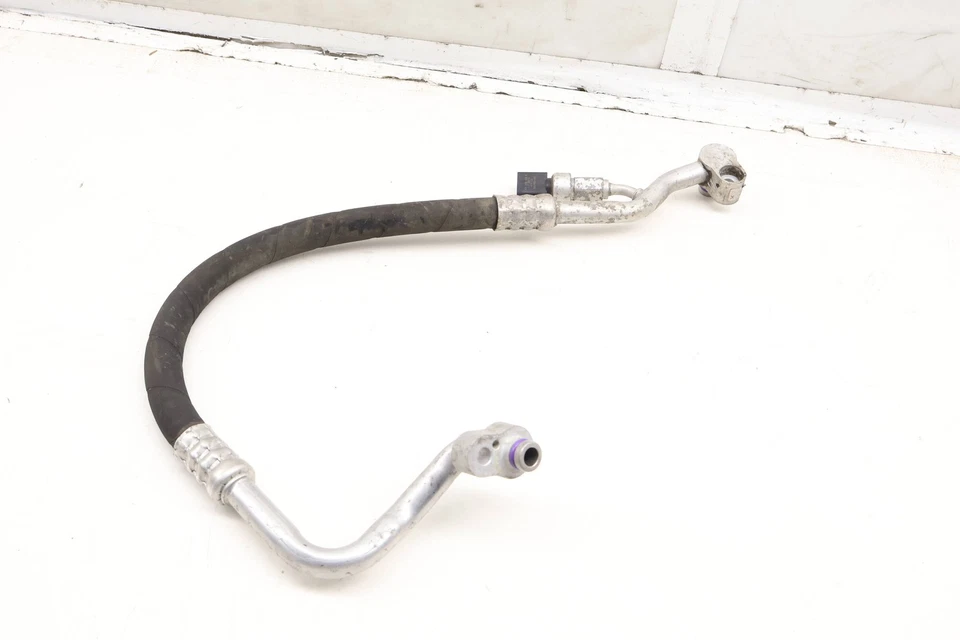 2007-2015 AUDI TT QUATTRO - Lower AC HOSE / LINE / PIPE (High Pressure) - Image 4 of 4