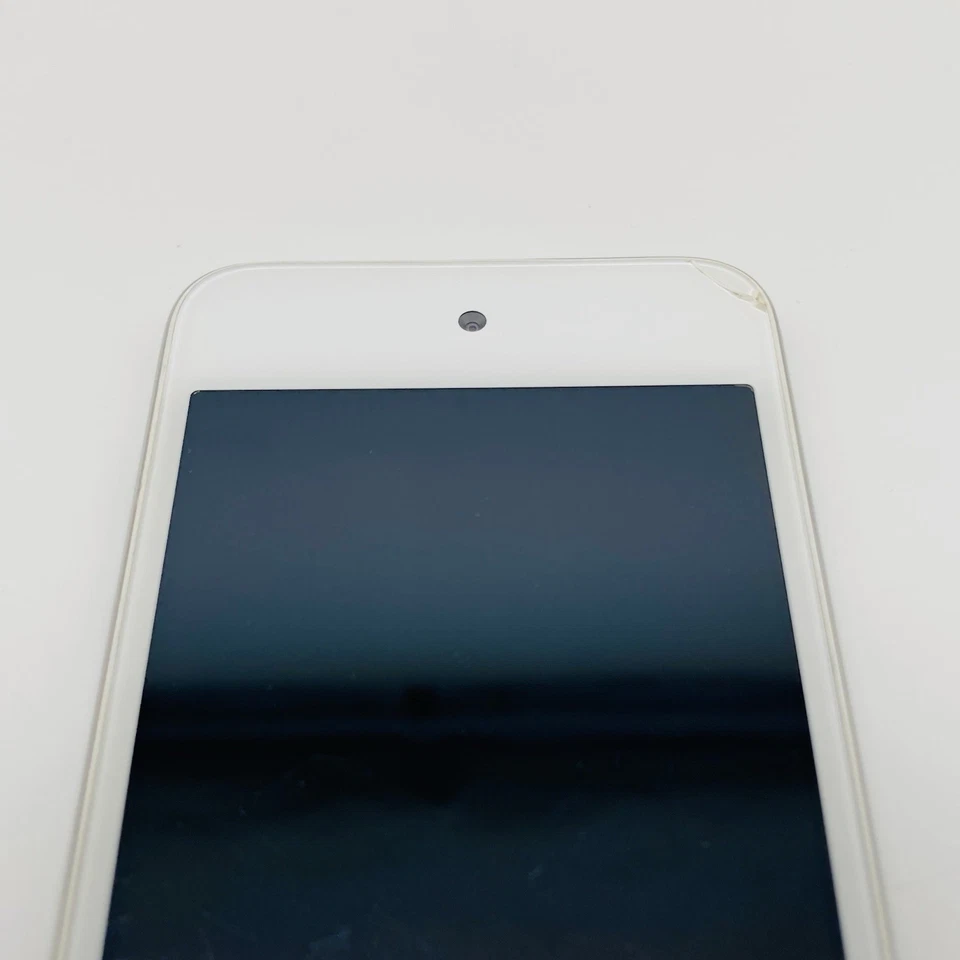 Apple iPod Touch 8GB A1367 4.Generation Weiß 3,5'' Multi Touch Display LESEN - Bild 3 von 4