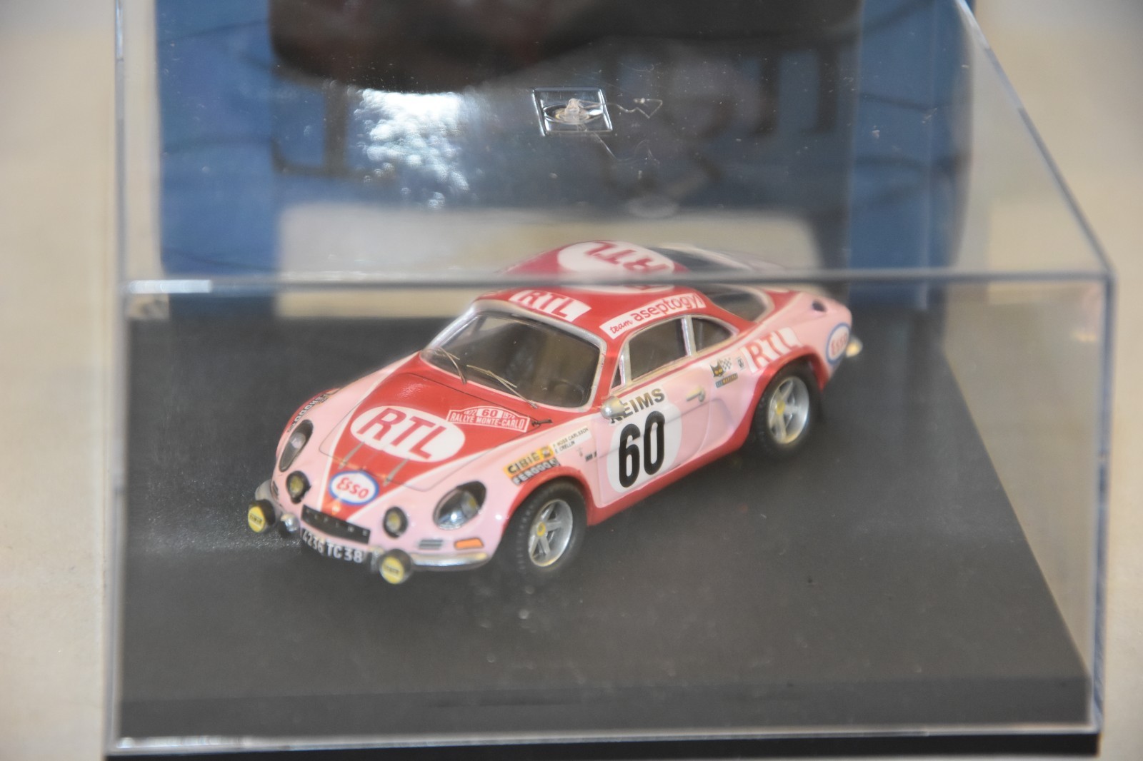 Trofeu 0826 - Renault Alpine A110 1600 Monte Carlo 1972 N°60 Moss Crelin 1 43 Trofeu 0826 - Renault Alpine A110 1600 Monte Carlo 1972 N°60 Moss Crelin 1 43
