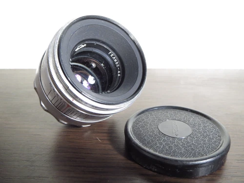 Legendary lens of the USSR: Helios-44. M39.  1:2 f=5.8cm
