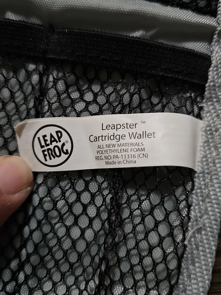  Cartera cartucho Leap Frog - Tiene capacidad para seis cartuchos de juego Foto 4 de 4