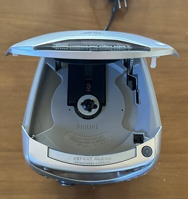 Philips AJ3965/17 CD Player/Alarm Clock-AM/FM-Silver-Corded
