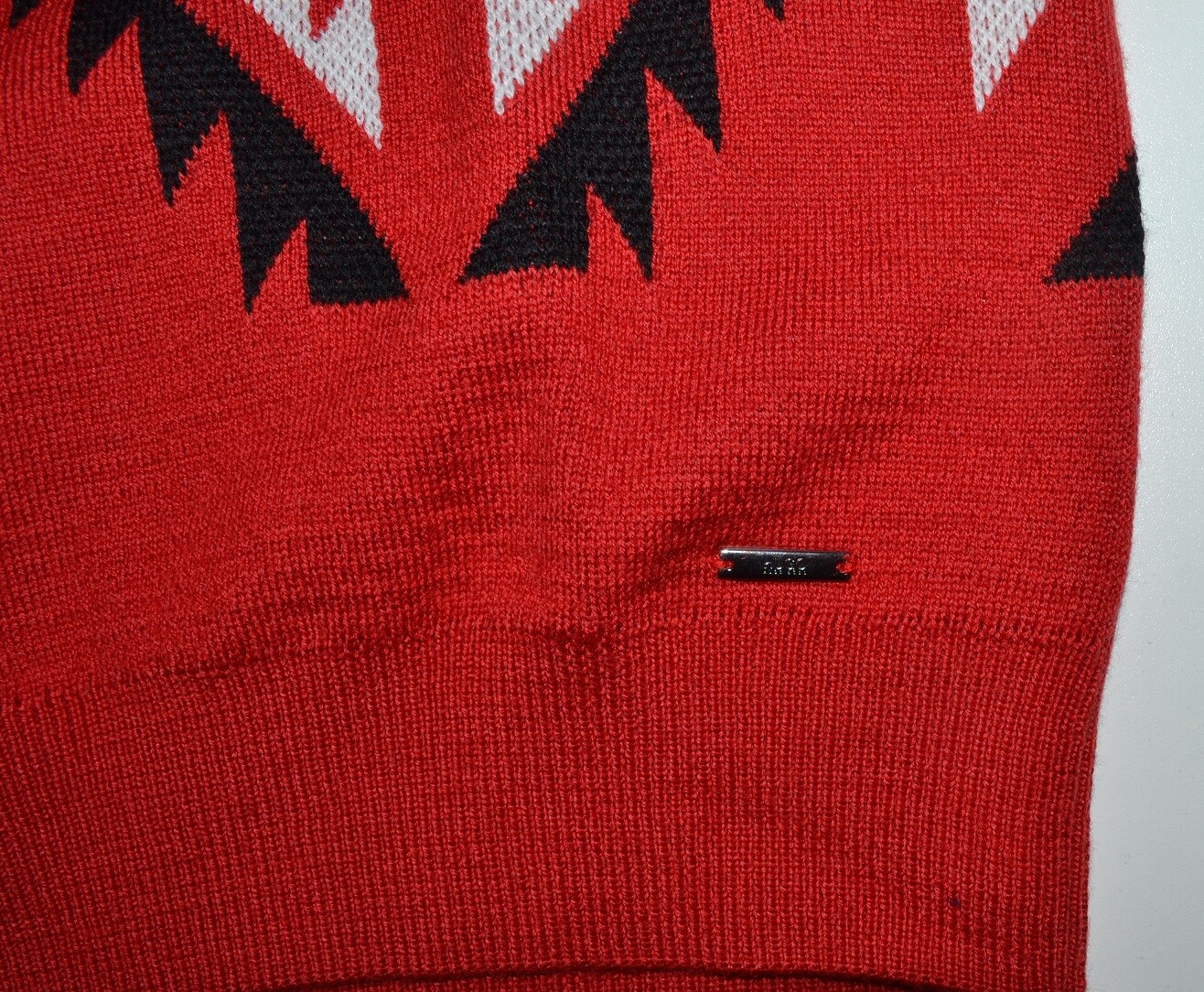Picture 9 of 12
