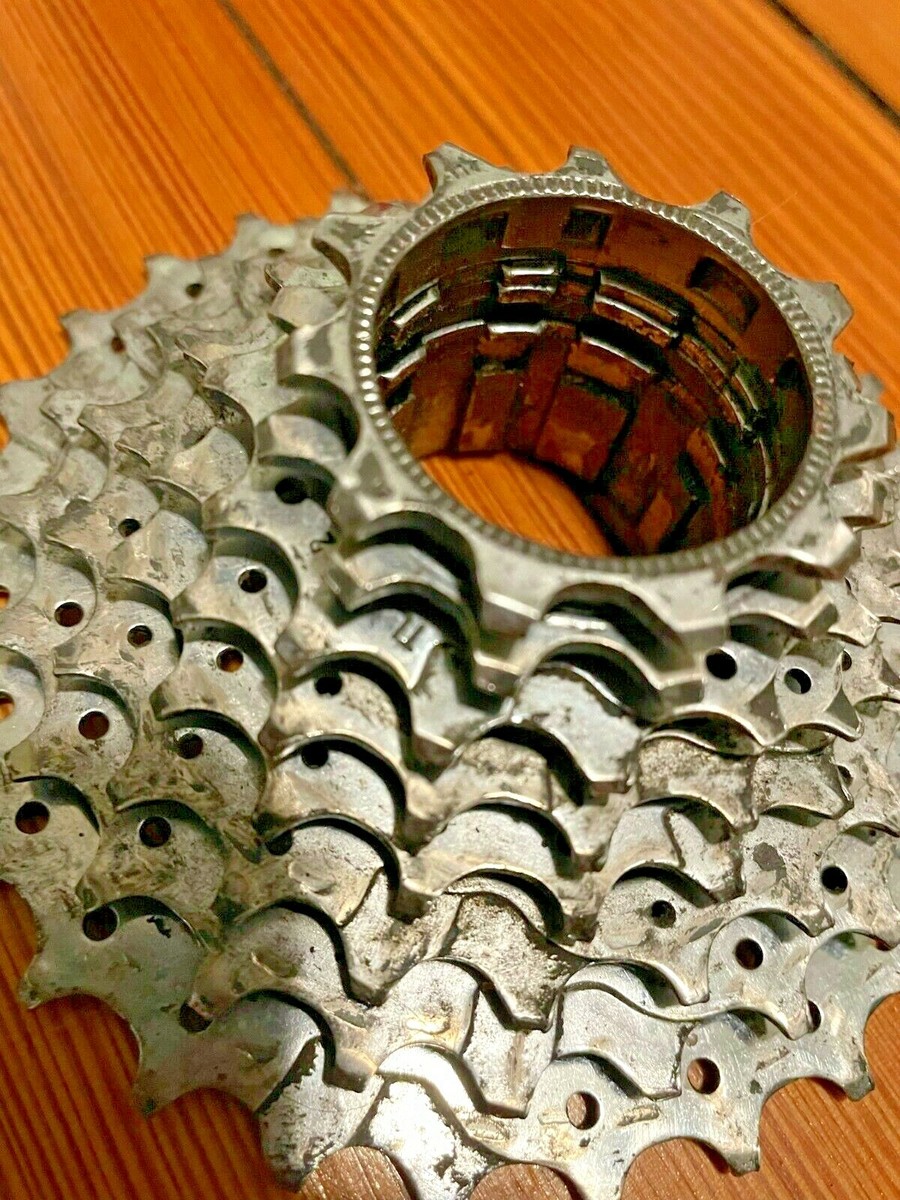 Vintage Shimano Deore XT M737 11-28 8 Speed Mountain Bike