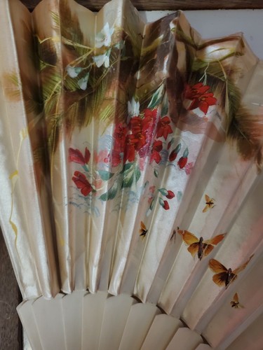 Vintage Japanese Hand Folding Fan 13" Floral Silk - Picture 2 of 5
