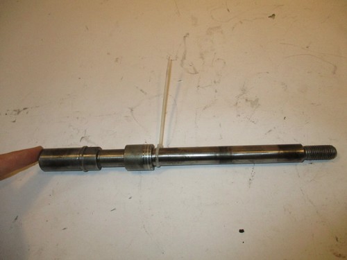 HONDA GL1100 FRONT WHEEL AXLE 44301-463-000 GL 1100 GOLDWING  1980 - 87 lm - Picture 7 of 11