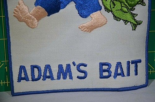 Vintage ADAM'S BAIT Fisherman's Collectors Patch Lure Bass fishing Large 9" x 6" - Picture 3 of 4