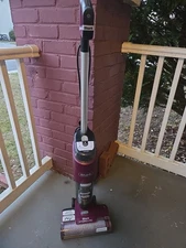 SHARK HYDROVAC - CORDED 3-IN-1 VACUUM, MOP & SELF-CLEANING 