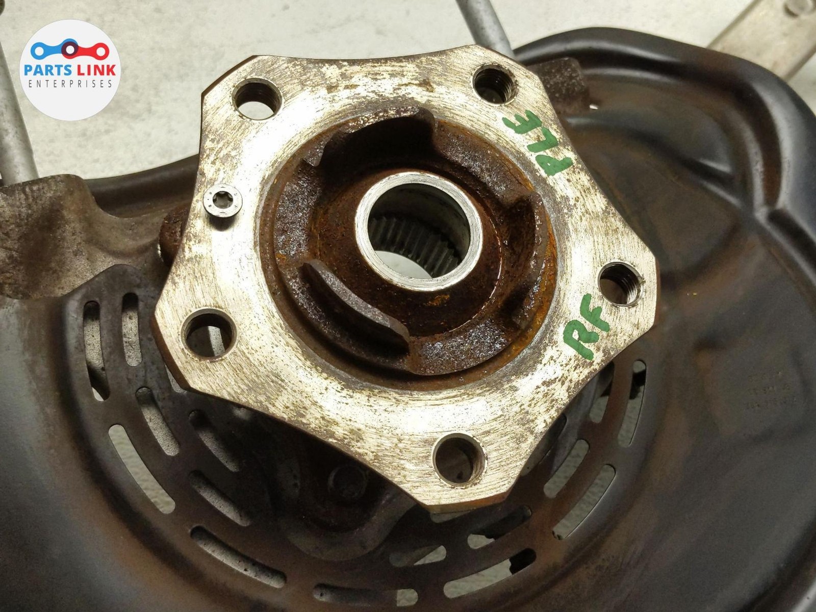 Bentley Bentayga 2016-2020 FRONT+RIGHT Steering knuckle