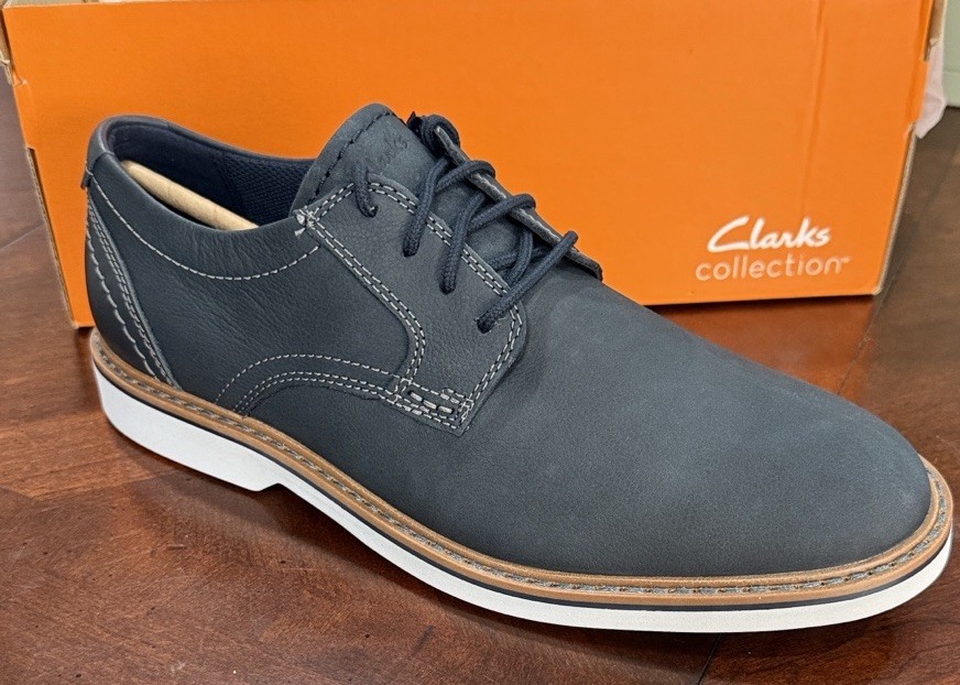 Clarks Radcliff Low Oxford Navy Nubuck Leather Contrast Stitch