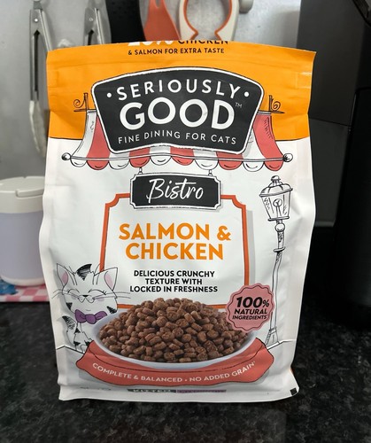 Brandneu Seriously Good Kitten Trockenfutter Lachs & Huhn 2 kg - offen & wieder versiegelt