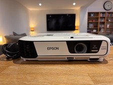 Epson EB-U32 1080p Full HD 3,200 Lumens Home Cinema Projector 2x HDMI Used