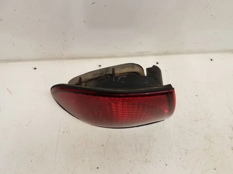 2000-02 雪佛兰骑士车手左尾灯-四分之一安装 — 第 2/4 张图片