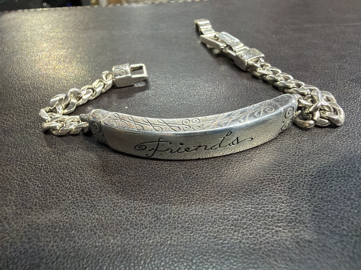 Brighton Sterling Silver “Friends” ID Bracelet – Vintage 90s/2000s 28.45 gr .925