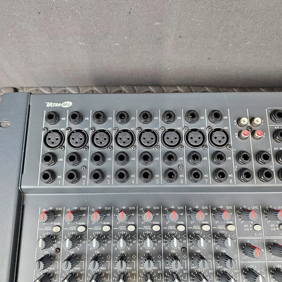 Soundcraft Spirit Folio FX8 Mixer w/ Lexicon Digital Effects Processor Untested - Image 3 of 4