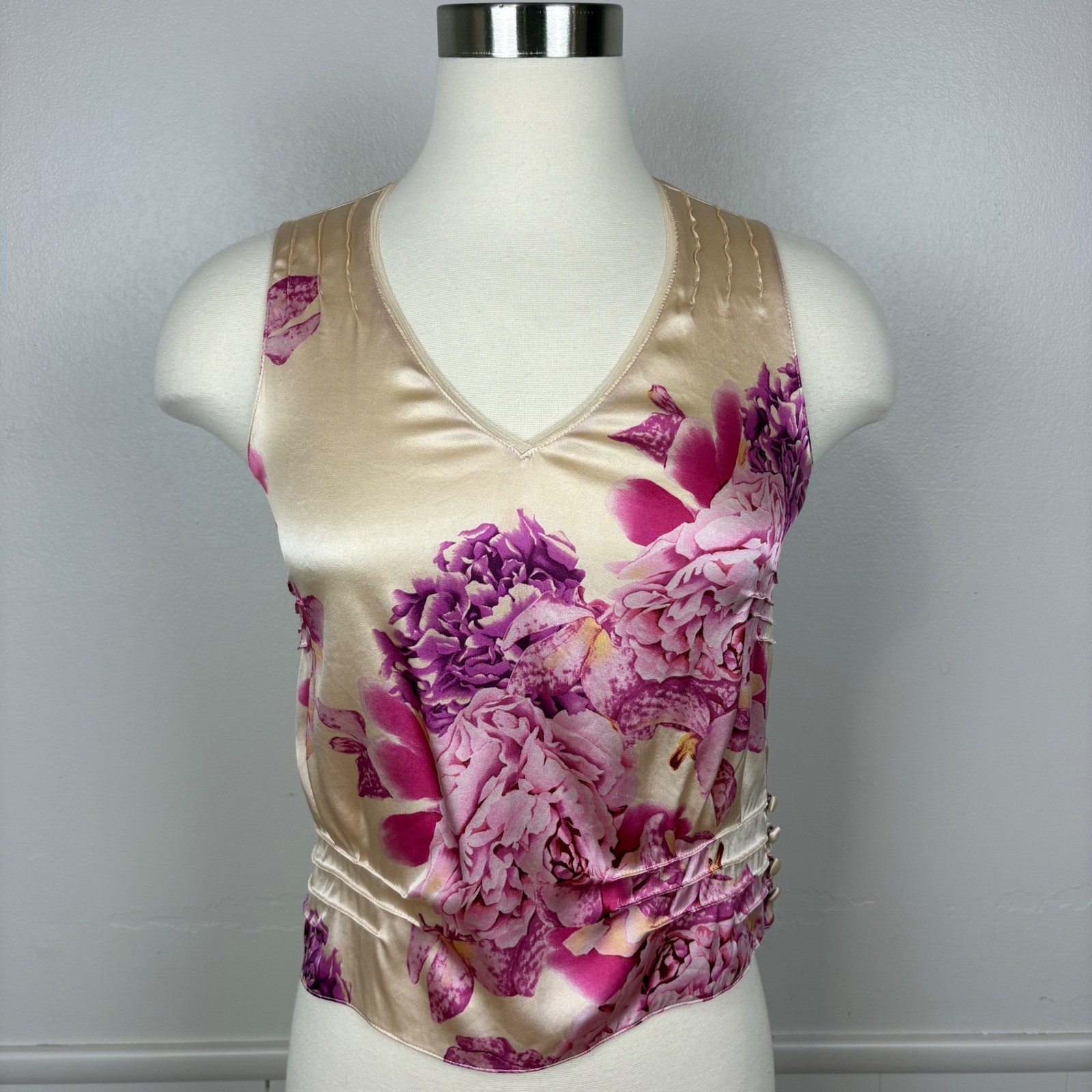 Ann Taylor Silk Blend Top Size S Cream Purple Floral Sleeveless Button Accent